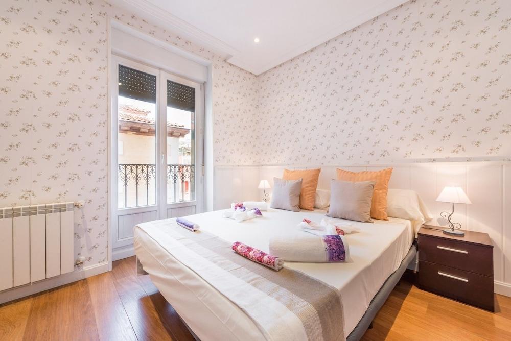 Apartamento - Barrio De Las Letras Madrid Exterior photo